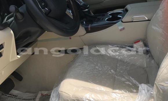 Acheter Occasion Voiture Toyota Land Cruiser Blanc à Luanda, Province de Luanda Acheter Occasion Voiture Toyota Land Cruiser Blanc à Luanda, Province de Luanda