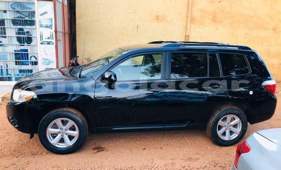 Buy Used Toyota Highlander Black Car in Luanda in Luanda Province Buy Used Toyota Highlander Black Car in Luanda in Luanda Province