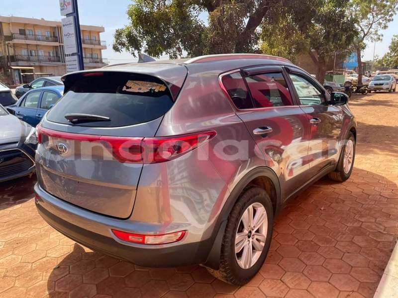Big with watermark kia sportage luanda province luanda 32191