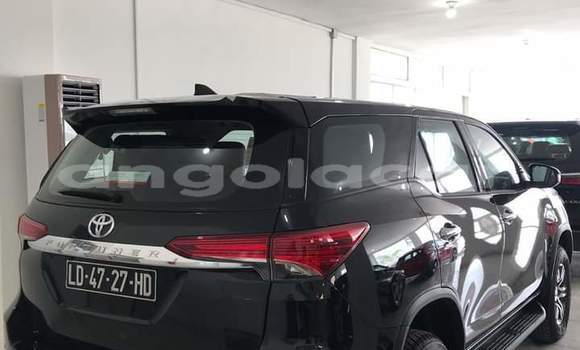 Buy Used Toyota Fortuner Black Car in Luanda in Luanda Province Buy Used Toyota Fortuner Black Car in Luanda in Luanda Province