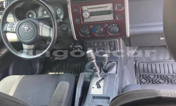 Comprar Usado Toyota FJ Cruiser Outro Carro em Luanda em Luanda Province Comprar Usado Toyota FJ Cruiser Outro Carro em Luanda em Luanda Province