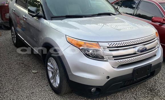Acheter Occasion Voiture Ford Explorer Gris à Luanda, Province de Luanda