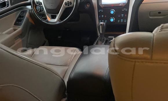 Buy Used Ford Explorer Silver Car in Luanda in Luanda Province Buy Used Ford Explorer Silver Car in Luanda in Luanda Province