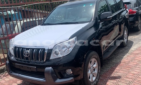 Acheter Occasion Voiture Toyota Land Cruiser Prado Noir à Luanda, Province de Luanda Acheter Occasion Voiture Toyota Land Cruiser Prado Noir à Luanda, Province de Luanda