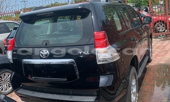 Acheter Occasion Voiture Toyota Land Cruiser Prado Noir à Luanda, Province de Luanda Acheter Occasion Voiture Toyota Land Cruiser Prado Noir à Luanda, Province de Luanda
