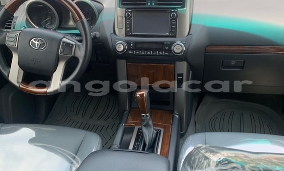 Acheter Occasion Voiture Toyota Land Cruiser Prado Noir à Luanda, Province de Luanda Acheter Occasion Voiture Toyota Land Cruiser Prado Noir à Luanda, Province de Luanda