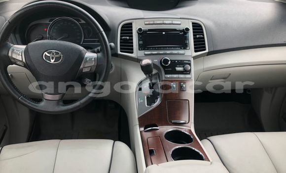Buy Used Toyota Venza White Car in Luanda in Luanda Province Buy Used Toyota Venza White Car in Luanda in Luanda Province