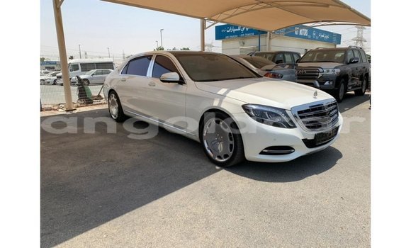 Comprar Importar Mercedes-Benz 190 Branco Carro em Import - Dubai em Bengo Province Comprar Importar Mercedes-Benz 190 Branco Carro em Import - Dubai em Bengo Province