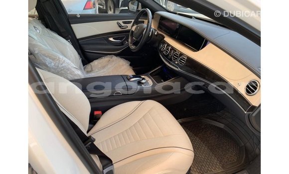 Comprar Importar Mercedes-Benz 190 Branco Carro em Import - Dubai em Bengo Province Comprar Importar Mercedes-Benz 190 Branco Carro em Import - Dubai em Bengo Province