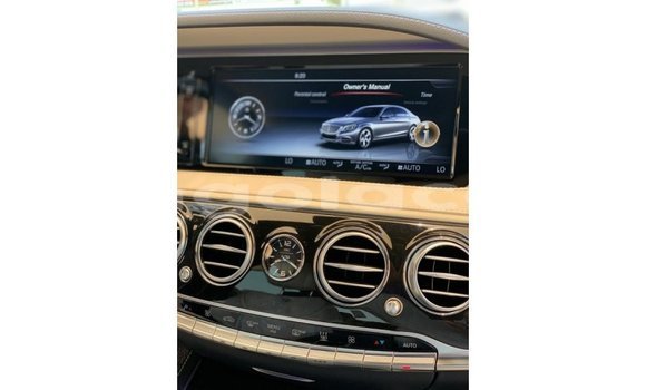 Comprar Importar Mercedes-Benz 190 Branco Carro em Import - Dubai em Bengo Province Comprar Importar Mercedes-Benz 190 Branco Carro em Import - Dubai em Bengo Province