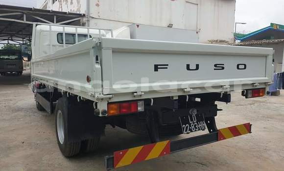 Buy Used Mitsubishi Lancer Cargo White Car in Luanda in Luanda Province Buy Used Mitsubishi Lancer Cargo White Car in Luanda in Luanda Province