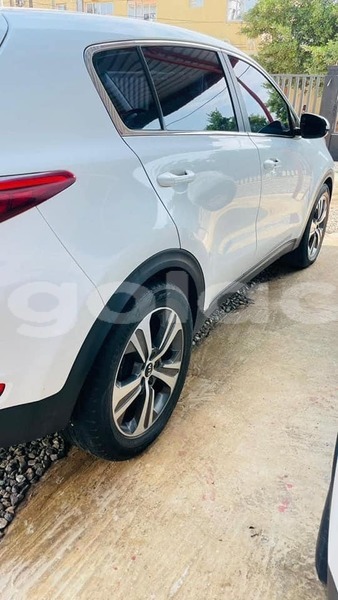 Big with watermark kia sportage luanda province luanda 32359