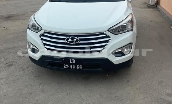 Buy Used Hyundai Santa Fe White Car in Luanda in Luanda Province Buy Used Hyundai Santa Fe White Car in Luanda in Luanda Province