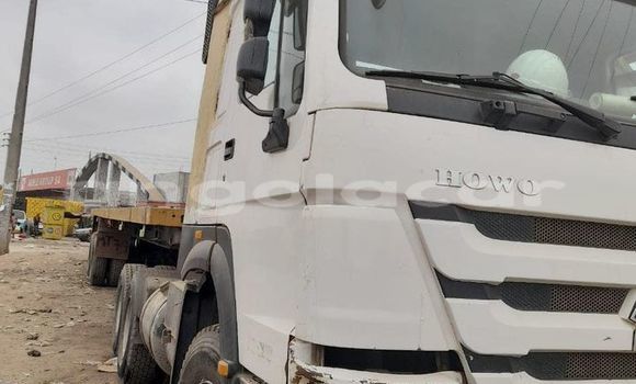 Comprar Usado Citroen Berlingo Branco Caminhão em Luanda em Luanda Province Comprar Usado Citroen Berlingo Branco Caminhão em Luanda em Luanda Province