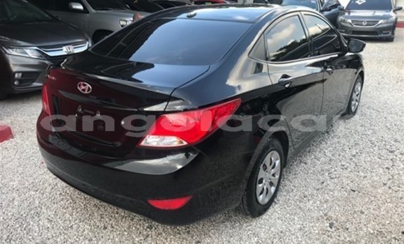 Acheter Occasion Voiture Hyundai Accent Noir à Luanda, Province de Luanda Acheter Occasion Voiture Hyundai Accent Noir à Luanda, Province de Luanda