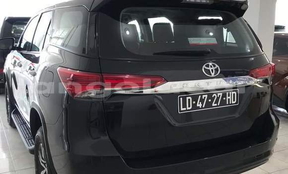 Buy Used Toyota Fortuner Black Car in Luanda in Luanda Province Buy Used Toyota Fortuner Black Car in Luanda in Luanda Province