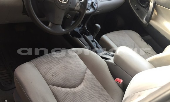 Acheter Occasion Voiture Toyota RAV4 Noir à Luanda, Province de Luanda Acheter Occasion Voiture Toyota RAV4 Noir à Luanda, Province de Luanda