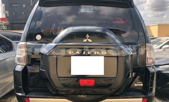 Acheter Occasion Voiture Mitsubishi Pajero Noir à Luanda, Province de Luanda Acheter Occasion Voiture Mitsubishi Pajero Noir à Luanda, Province de Luanda