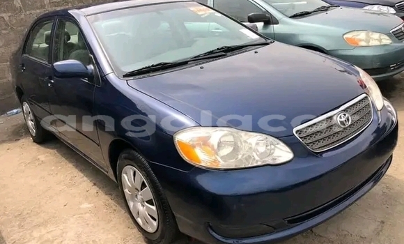 Comprar Usado Toyota Corolla Azul Carro em Luena em Moxico