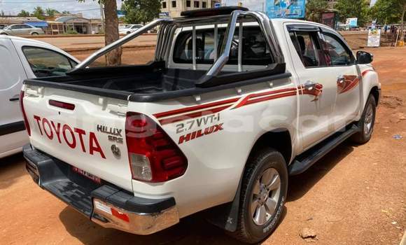 Comprar Usado Toyota Hilux Outro Carro em Luanda em Luanda Province Comprar Usado Toyota Hilux Outro Carro em Luanda em Luanda Province