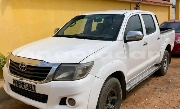 Comprar Usado Toyota Hilux Branco Carro em Luanda em Luanda Province Comprar Usado Toyota Hilux Branco Carro em Luanda em Luanda Province