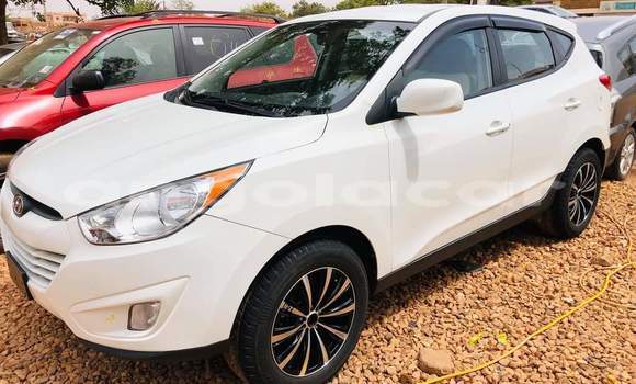 Acheter Occasion Voiture Hyundai Tucson Blanc à Luanda, Province de Luanda