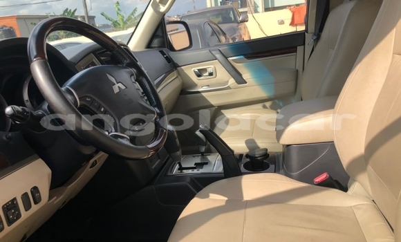 Comprar Usado Mitsubishi Pajero Preto Carro em Luena em Moxico Comprar Usado Mitsubishi Pajero Preto Carro em Luena em Moxico