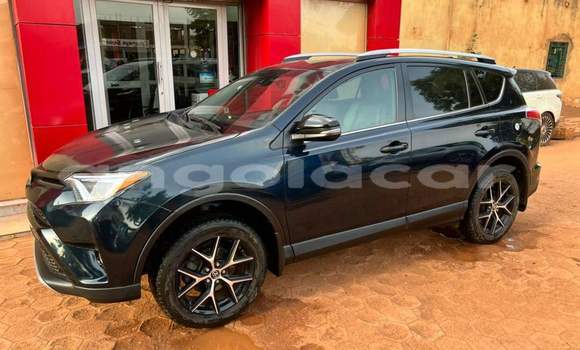 Comprar Usado Toyota RAV4 Preto Carro em Luanda em Luanda Province Comprar Usado Toyota RAV4 Preto Carro em Luanda em Luanda Province