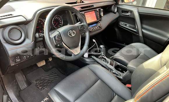 Comprar Usado Toyota RAV4 Preto Carro em Luanda em Luanda Province Comprar Usado Toyota RAV4 Preto Carro em Luanda em Luanda Province