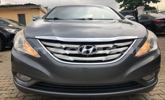 Buy Used Hyundai Sonata Other Car in Luanda in Luanda Province
