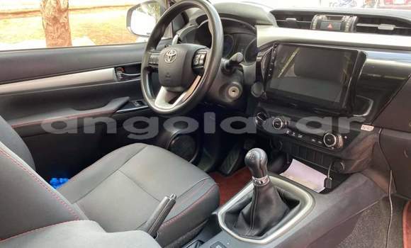 Buy Used Toyota Hilux White Car in Luanda in Luanda Province Buy Used Toyota Hilux White Car in Luanda in Luanda Province