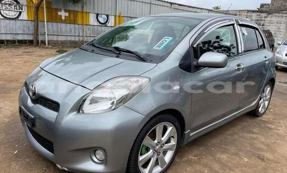 Buy Used Toyota Yaris Green Car in Luanda in Luanda Province Buy Used Toyota Yaris Green Car in Luanda in Luanda Province