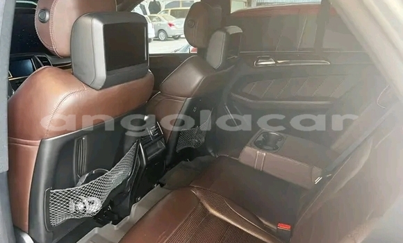 Acheter Occasion Voiture Mercedes-Benz ML–Class Autre à Luena, Moxico Acheter Occasion Voiture Mercedes-Benz ML–Class Autre à Luena, Moxico