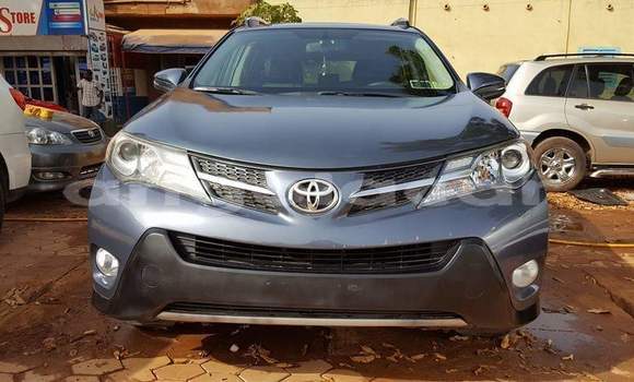 Comprar Usado Toyota RAV4 Prata Carro em Luanda em Luanda Province Comprar Usado Toyota RAV4 Prata Carro em Luanda em Luanda Province