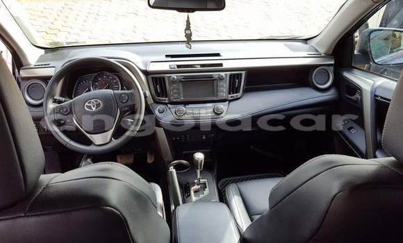 Comprar Usado Toyota RAV4 Prata Carro em Luanda em Luanda Province Comprar Usado Toyota RAV4 Prata Carro em Luanda em Luanda Province