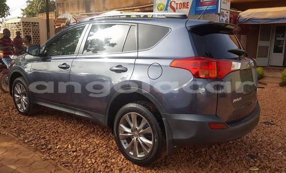 Comprar Usado Toyota RAV4 Prata Carro em Luanda em Luanda Province Comprar Usado Toyota RAV4 Prata Carro em Luanda em Luanda Province