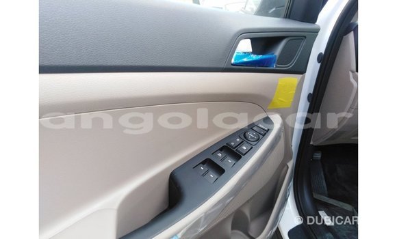 Buy Import Hyundai Tucson White Car in Import - Dubai in Bengo Province Buy Import Hyundai Tucson White Car in Import - Dubai in Bengo Province