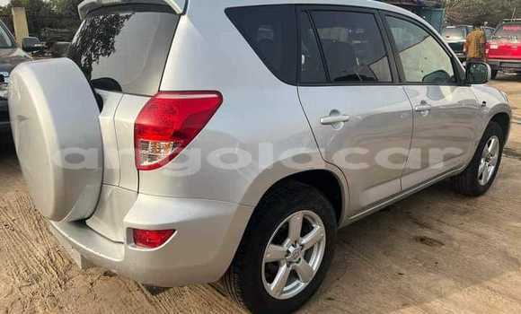 Acheter Occasion Voiture Toyota RAV4 Autre à Luena, Moxico Acheter Occasion Voiture Toyota RAV4 Autre à Luena, Moxico