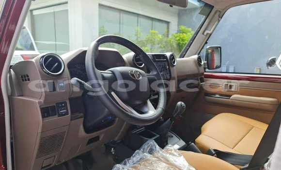 Acheter Occasion Voiture Toyota Land Cruiser Rouge à Luena, Moxico Acheter Occasion Voiture Toyota Land Cruiser Rouge à Luena, Moxico