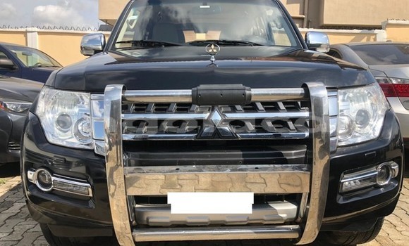 Buy Used Mitsubishi Pajero Black Car in Luena in Moxico