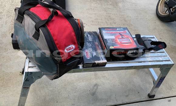 Comprar Usado Yamaha R1 Bege Moto em Luanda em Luanda Province Comprar Usado Yamaha R1 Bege Moto em Luanda em Luanda Province