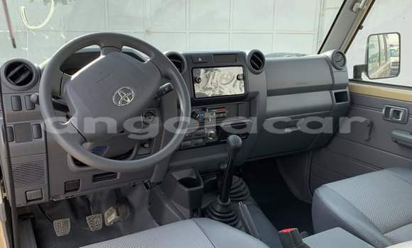 Buy Used Toyota Land Cruiser Other Car in Luena in Moxico Buy Used Toyota Land Cruiser Other Car in Luena in Moxico