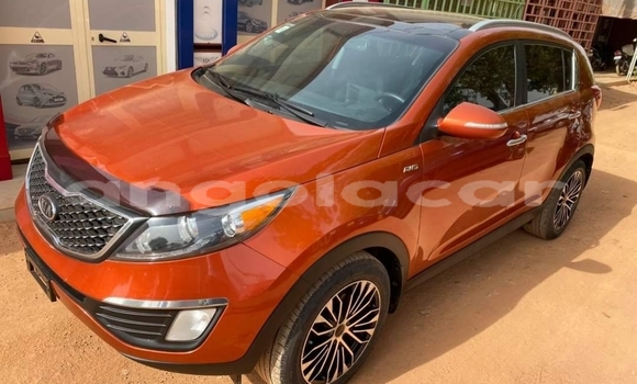 Comprar Usado Kia Sportage Marrom Carro em Luanda em Luanda Province