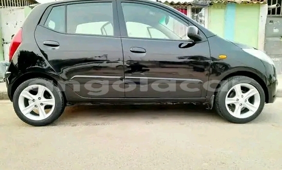 Buy Used Hyundai i10 Silver Car in Luanda in Luanda Province Buy Used Hyundai i10 Silver Car in Luanda in Luanda Province