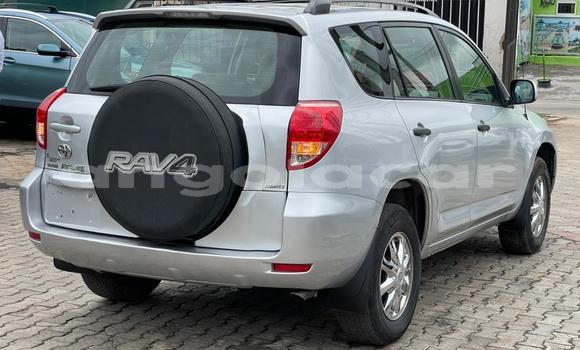 Comprar Usado Toyota RAV4 Outro Carro em Lobito em Benguela Comprar Usado Toyota RAV4 Outro Carro em Lobito em Benguela