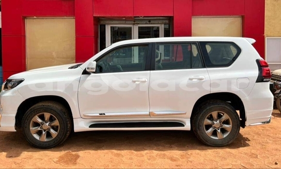 Buy Used Toyota Prado White Car in Luanda in Luanda Province Buy Used Toyota Prado White Car in Luanda in Luanda Province