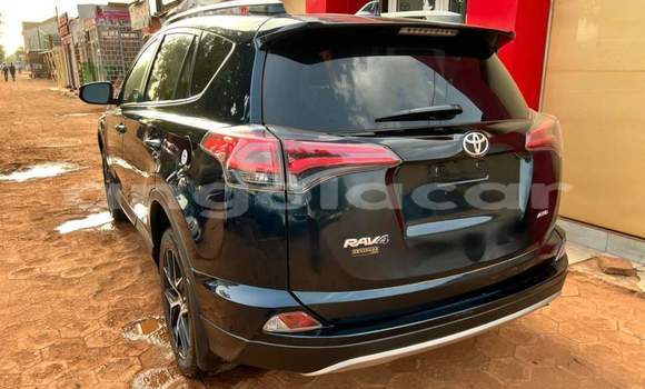 Comprar Usado Toyota RAV4 Preto Carro em Luanda em Luanda Province Comprar Usado Toyota RAV4 Preto Carro em Luanda em Luanda Province