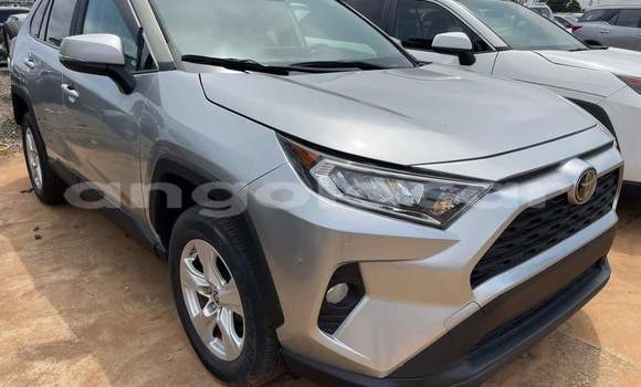 Acheter Occasion Voiture Toyota RAV4 Gris à Luanda, Province de Luanda Acheter Occasion Voiture Toyota RAV4 Gris à Luanda, Province de Luanda