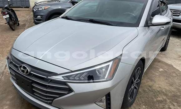 Acheter Occasion Voiture Hyundai Sonata Gris à Luanda, Province de Luanda Acheter Occasion Voiture Hyundai Sonata Gris à Luanda, Province de Luanda