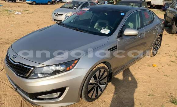 Comprar Usado Kia Optima Prata Carro em Luanda em Luanda Province